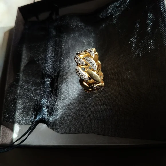 Freida Rothman Gold & Diamond Women's Ring - Paived Iced - Size 8 - New in Box - Picture 16 of 16